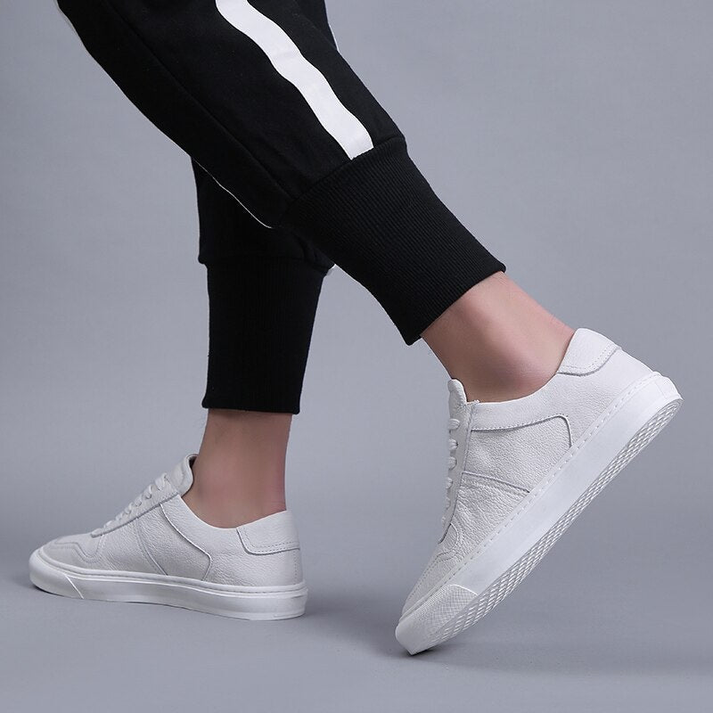 Men Casual Shoes Luxury Brand Fashion Black White Sneakers Men 100% COw Leather Breathable Soft Walking Footwear Free shipping