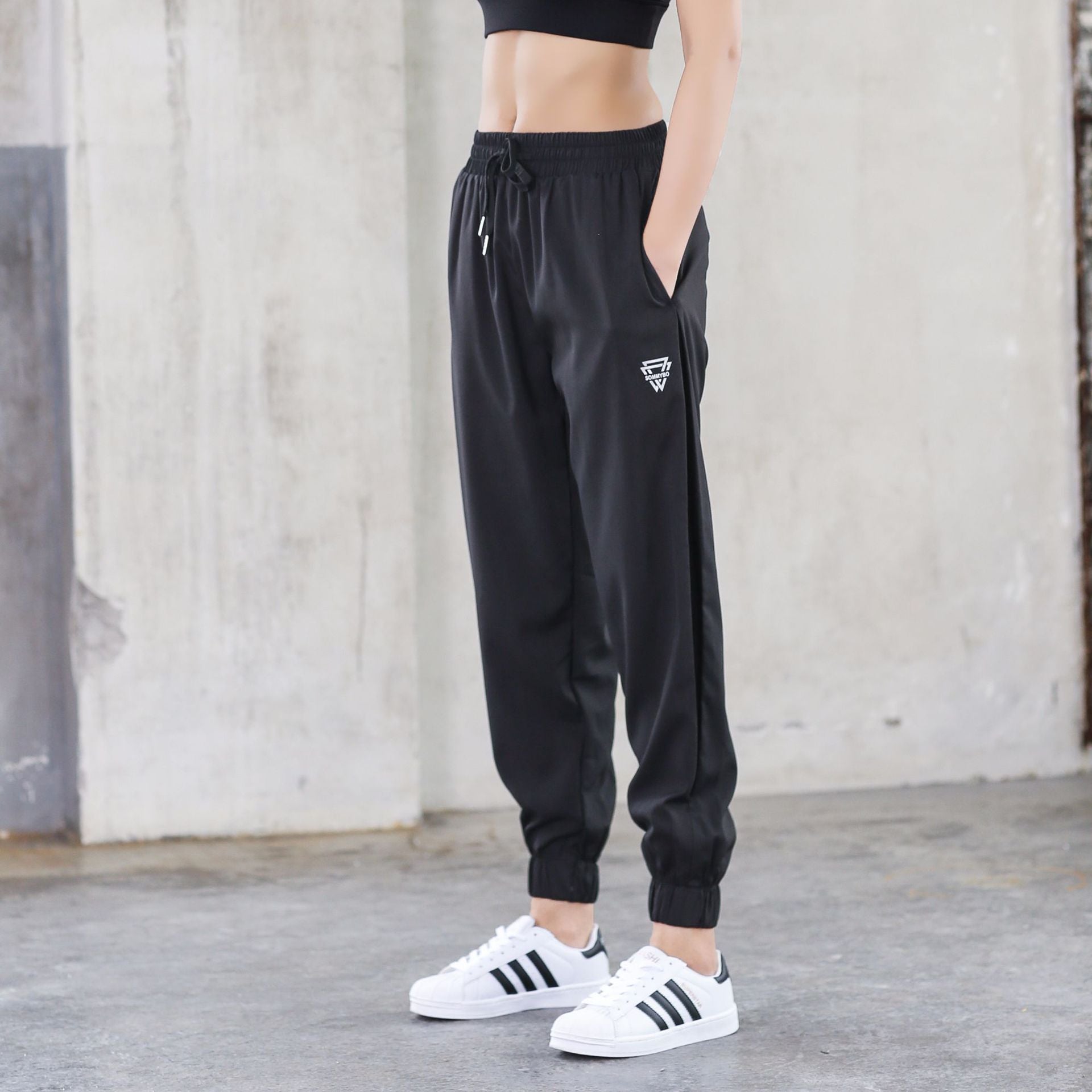 Sport femmes pantalon ample été séchage rapide respirant grande taille vêtements de Sport Yoga Fitness course pantalons d'entraînement filles pantalon de Sport