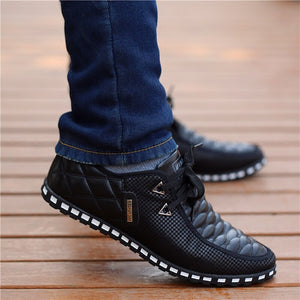 Men Leather Shoes Autumn Men's Casual Shoes Breathable Light Weight White Sneakers Driving Shoes Pointed Toe Business Men Shoes
