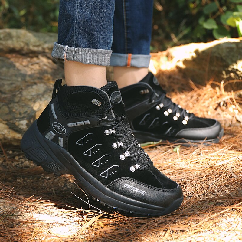 Leather Men Boots Autumn Winter Men Shoes High Top Sneakers Outdoor Male Hiking Boots Work Shoes Ankle Boots Zapatos De Hombre