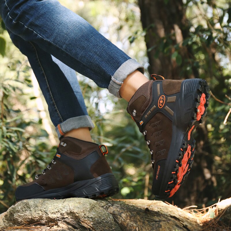 Leather Men Boots Autumn Winter Men Shoes High Top Sneakers Outdoor Male Hiking Boots Work Shoes Ankle Boots Zapatos De Hombre