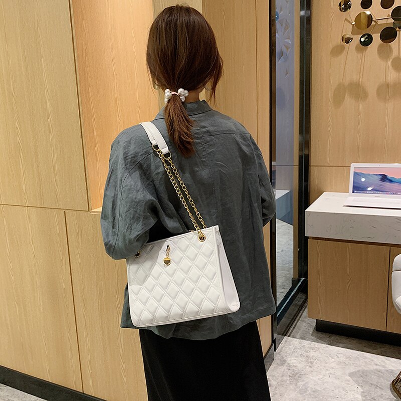 Lingge chain bag fashion female bag lady shopping bag casual shoulder bag new female bag messenger bag mobile phone bag