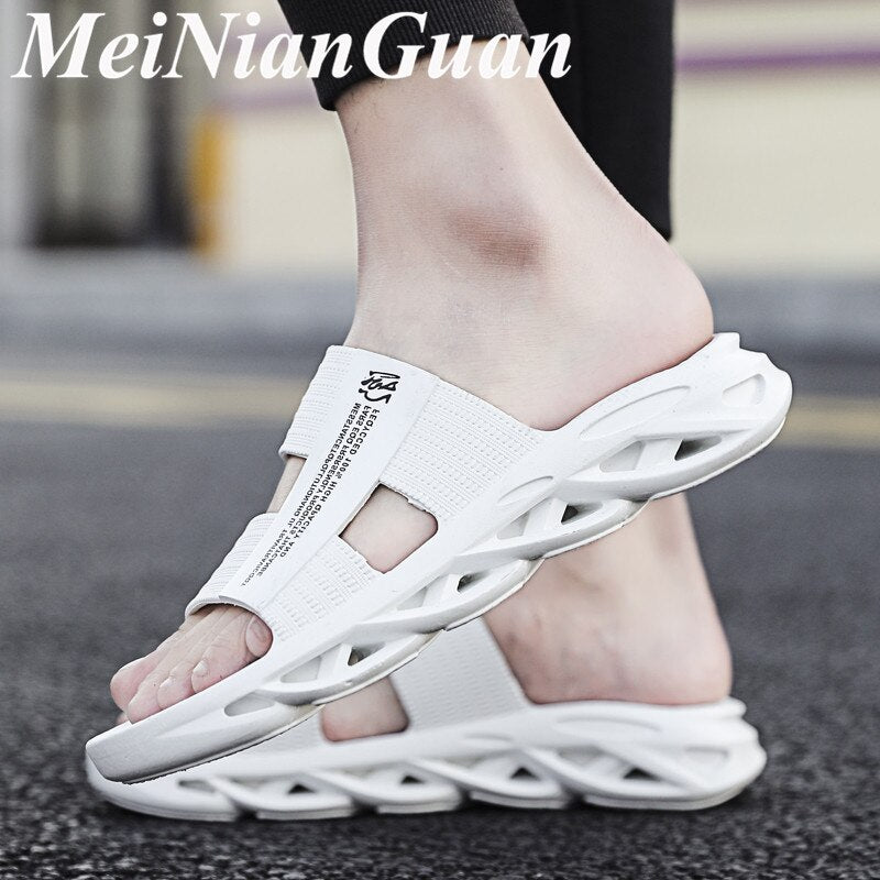 Summer Men Shoes Male Home Indoor Bathroom Slippers Lightweight Men's Slippers Teenager Black Beach Sandals Comfort Man Shoe L13