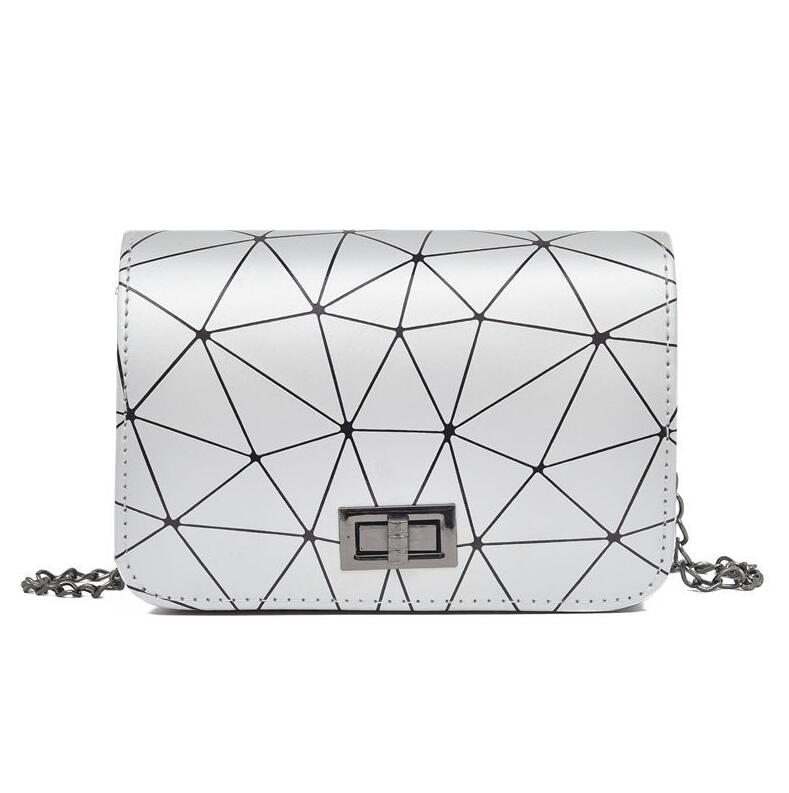 Yogodlns New Fashion Diamond Chain Black Purse Women Shoulder Bag Plaid Lady Mini Crossbody Bag PU Leather Lock Flap Handbag