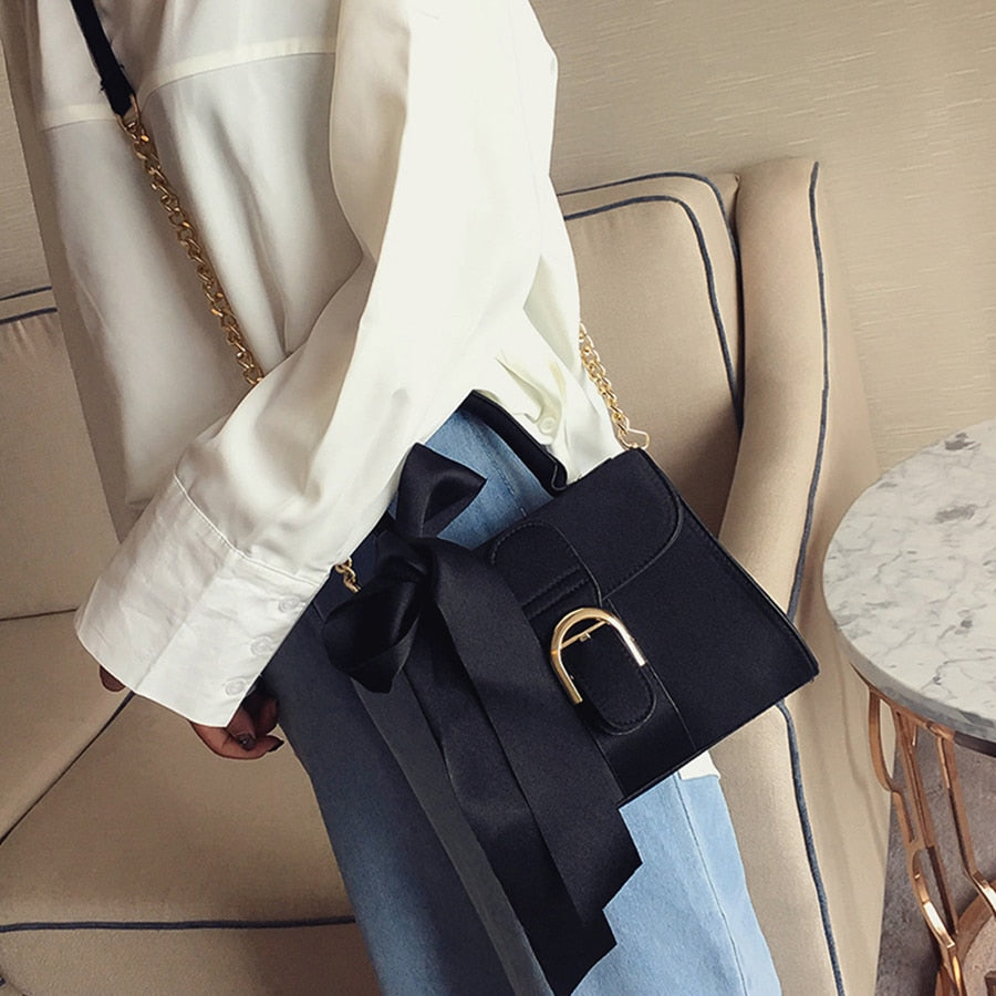 Luxury Bowknot Messenger Bags Women Chains Flap Bag Ladies Fashion Solid Color Shoulder Bags Female Designer Black Handbags