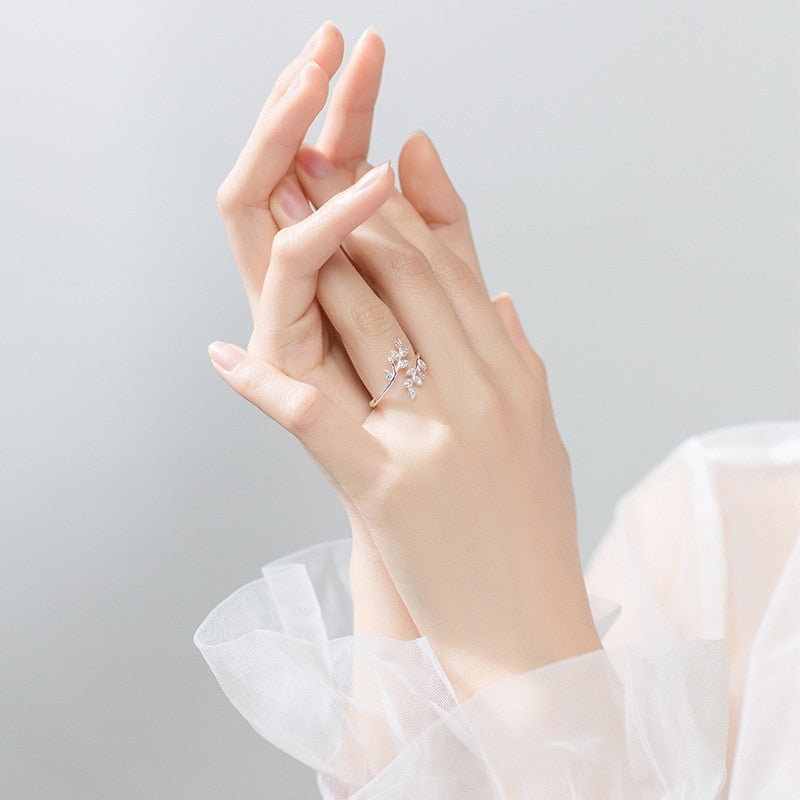 DIEERLAN Personality 925 Sterling Silver Crystal Leaf Rings For Women Wedding Jewelry Adjustable Antique Finger Ring Anillos