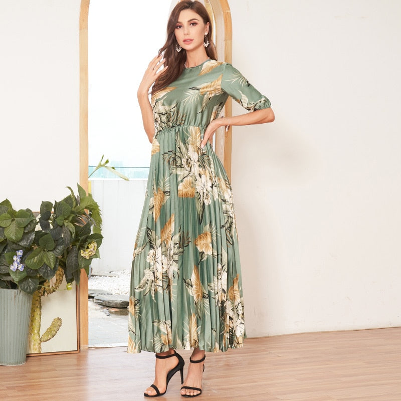 New Summer Women's Fashion Fresh Printed Pleated Loose Elastic Waist Beach Resort Ladies Style Dress