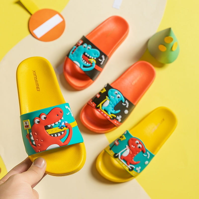 Summer Dinosaur Kids Slippers Boys Girls Slippers PVC Soft Non-slip 2021 Beach Sandals For Kids Home Bathroom Baby Flip Flops