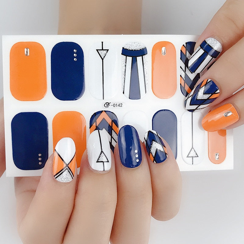 Fashion 31 Designs 3D Full Cover Nail Sticker Waterproof Self-adhesive Nail Art Manicure DIY Decoration Glitter Nail Wraps 2019