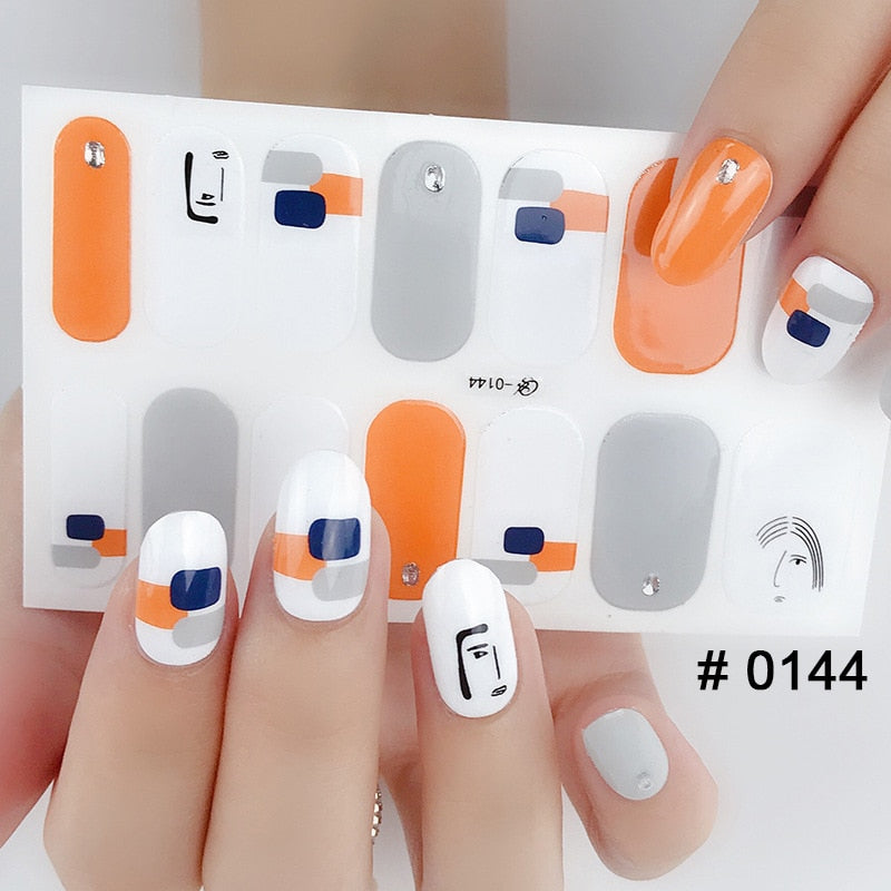Fashion 31 Designs 3D Full Cover Nail Sticker Waterproof Self-adhesive Nail Art Manicure DIY Decoration Glitter Nail Wraps 2019