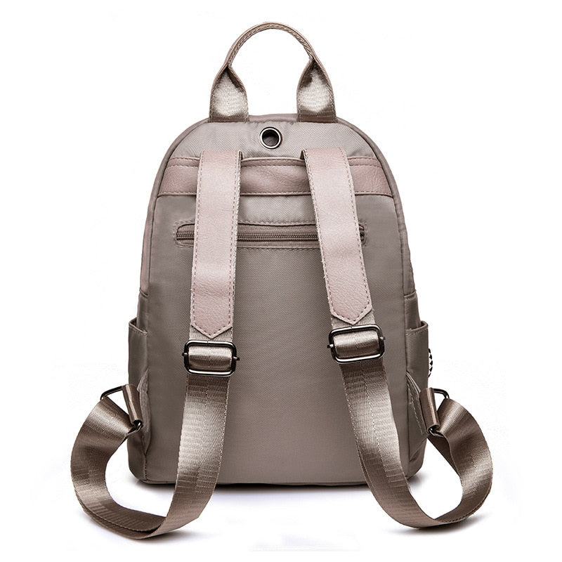 New Fashion COOL Bear Women Backpack Hight Quality Casual Oxford Backpacks Female Larger Capacity Backpack Travel Bag for Women