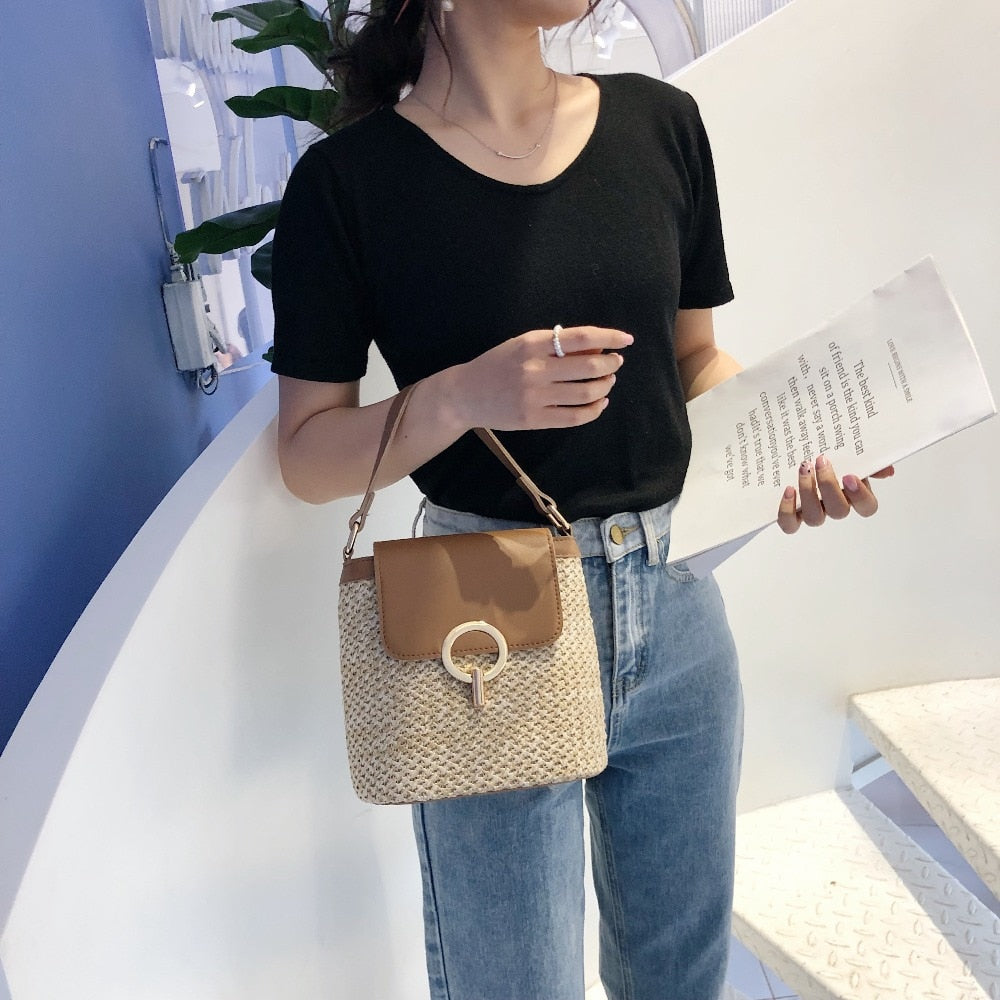 Small Straw Bucket Bags For Women 2021 Summer Crossbody Bags Lady Travel Purses and Handbags Female Shoulder Simple Bag