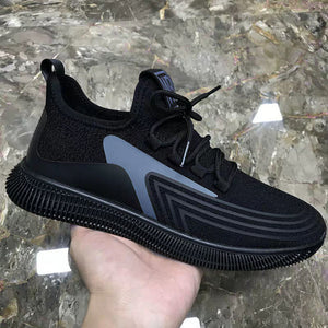New Men's lightweight running shoes summer ultra-light breathable sneakers Zapatos De Mujer walking shoes boys sneakers